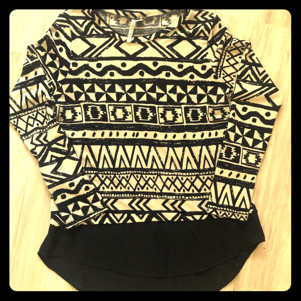 Tribal print top
